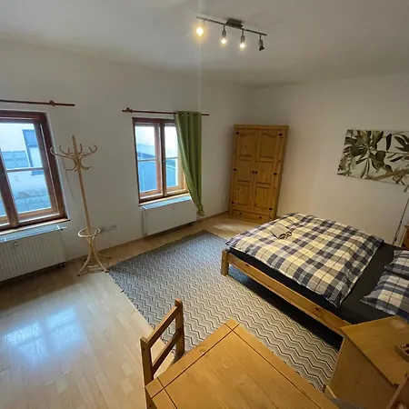 Apartment V Kaceni Ulici *